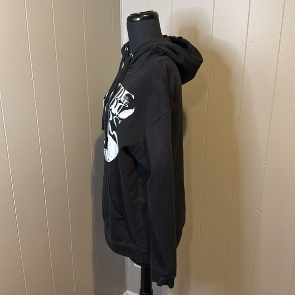 Z Phoebe Bridgers Men/Unisex Medium Sweater Hoodie Punisher Portrait Skeleton - Picture 4 of 6